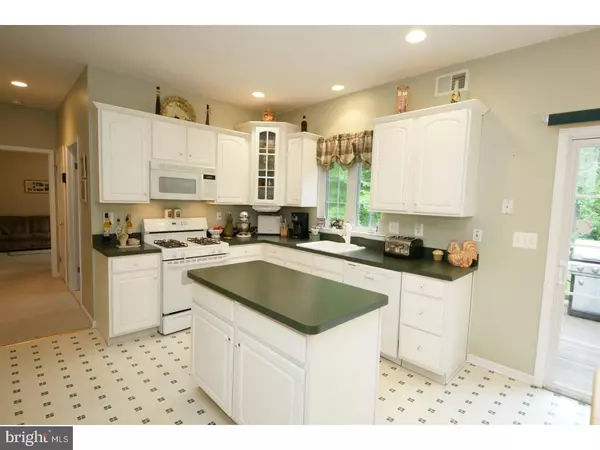 Monmouth Junction, NJ 08852,303 NEW RD