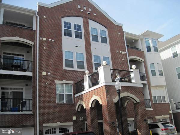 9204 CHARLESTON DR #306, Manassas, VA 20110