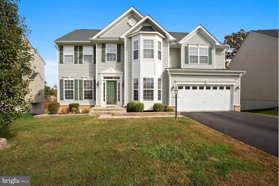 9121 AUTUMN GLORY LN, Bristow, VA 20136