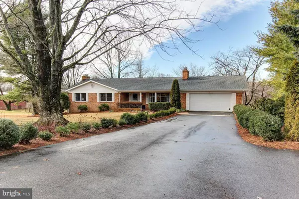 Catharpin, VA 20143,4508 SANDERS LN