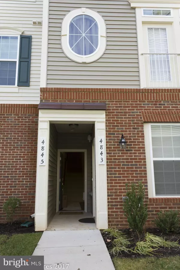 Woodbridge, VA 22193,4845 DANE RIDGE CIR #90