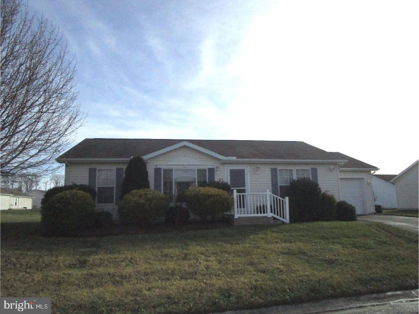 304 PERSIMMON CIR, Dover, DE 19901