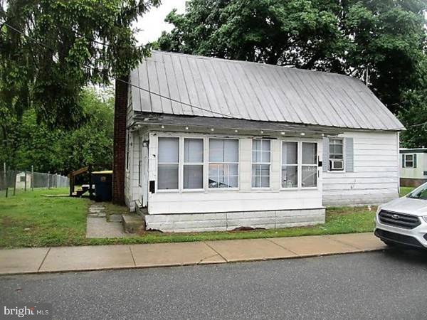 4 JACKSON ST, Frederica, DE 19946