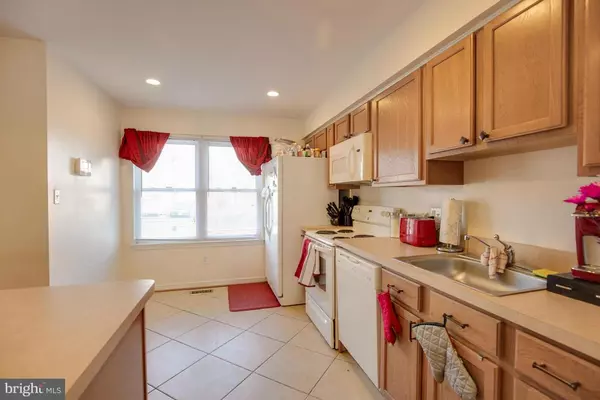 Woodbridge, VA 22192,3041 SEMINOLE RD