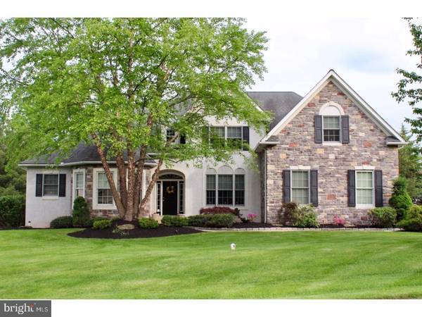 5800 MOUNTAIN LAUREL DR, Center Valley, PA 18036