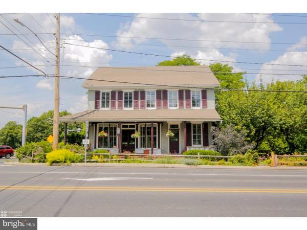 4905 HAMILTON, Allentown, PA 18106