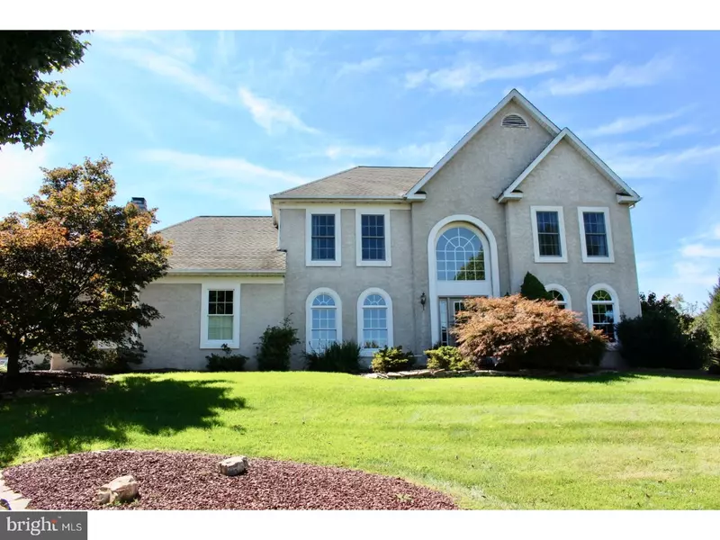 5271 ROSEWOOD DR, Center Valley, PA 18034