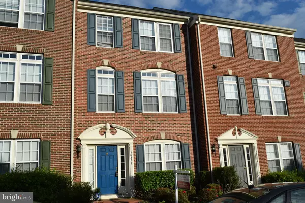 16379 GANGPLANK LN, Woodbridge, VA 22191