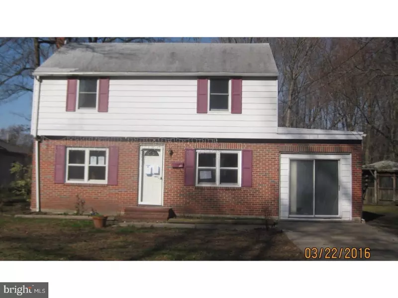 61 MAPLEWOOD AVE, Carneys Point, NJ 08069