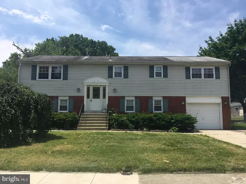 65 KANSAS RD, Penns Grove, NJ 08070