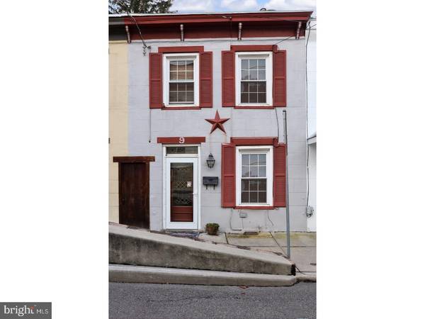 9 FERRY ST, Lambertville, NJ 08530