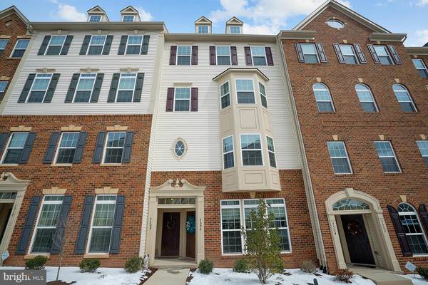 7506 BRUNSON CIR #12J, Gainesville, VA 20155