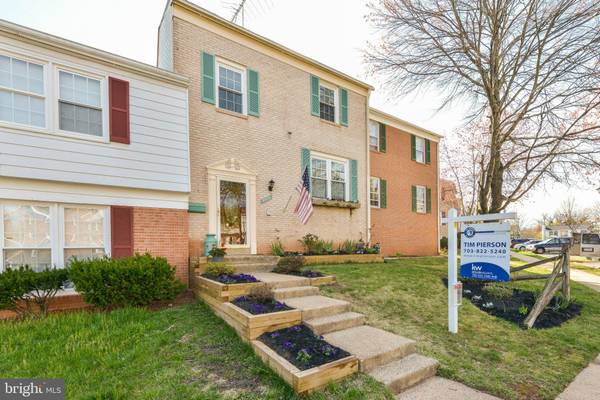 9518 COVINGTON PL, Manassas, VA 20109