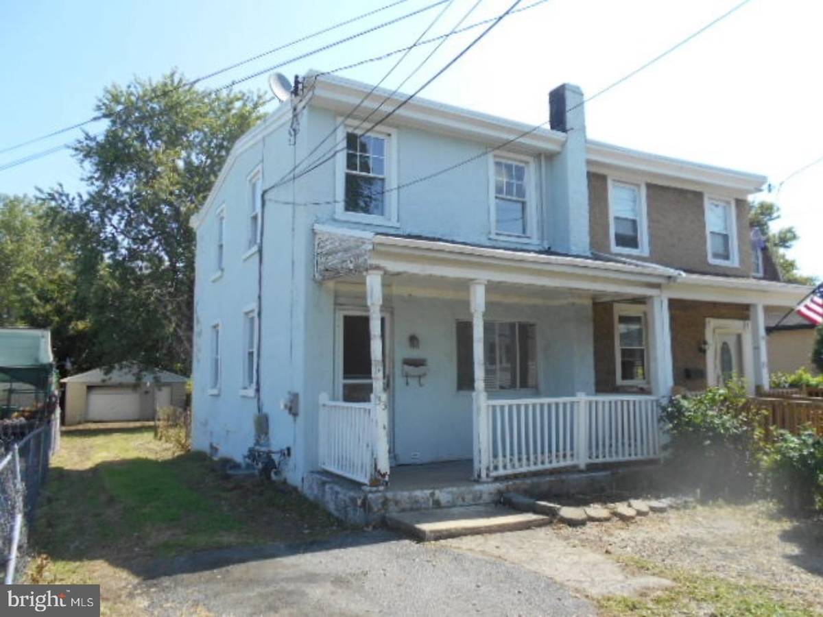 Folcroft, PA 19032,33 W OAK AVE