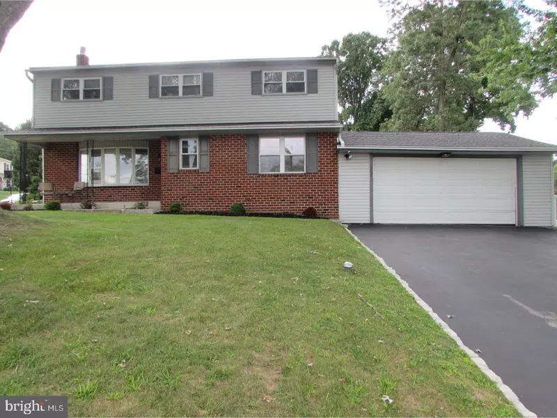 202 BEECHTREE DR, Broomall, PA 19008