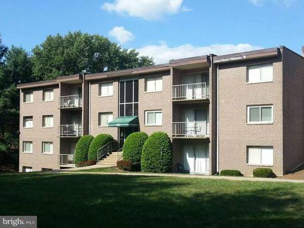 1604 RENATE DR #102, Woodbridge, VA 22192