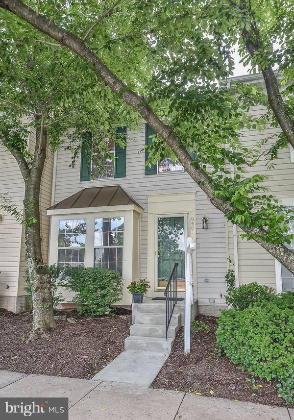 9460 FRINGE TREE LN #F, Manassas, VA 20110