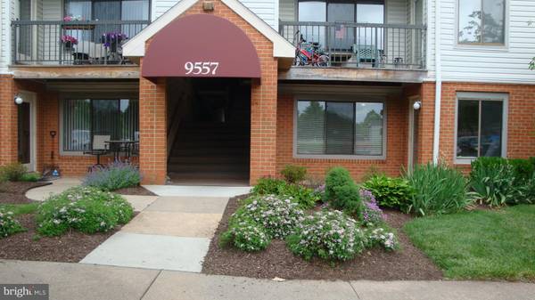 9557 COGGS BILL DR #104, Manassas, VA 20110