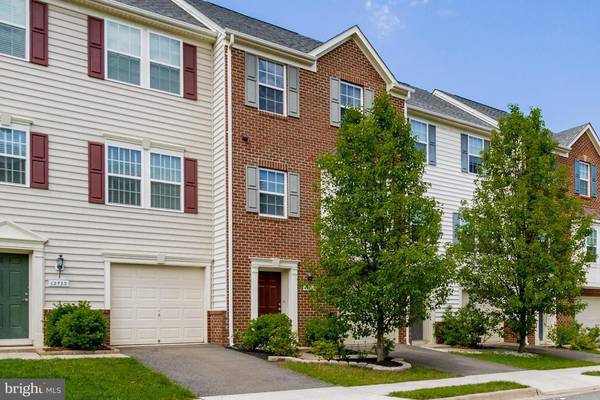 12735 STONE LINED CIR, Woodbridge, VA 22192