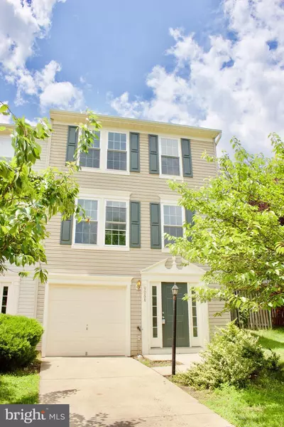 9068 FALCON GLEN CT, Bristow, VA 20136