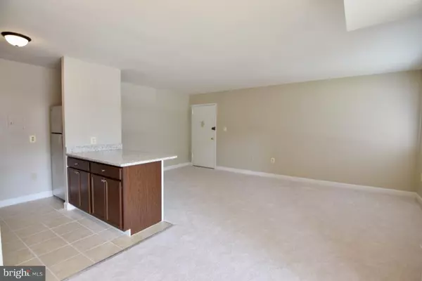 Woodbridge, VA 22192,1550 RENATE DR #201