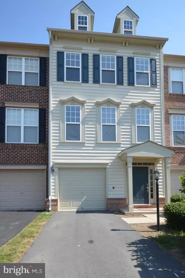 9252 CASCADE FALLS DR, Bristow, VA 20136