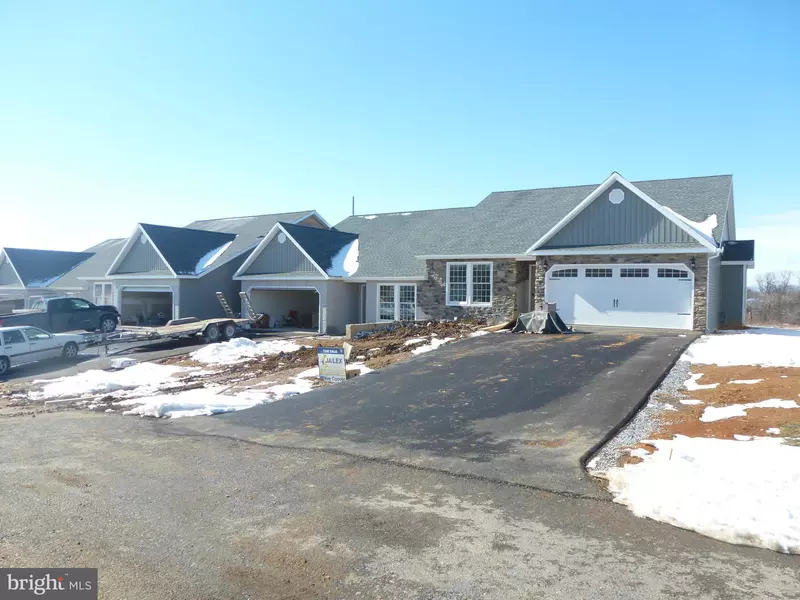 259 PIN OAK LN, Shippensburg, PA 17257