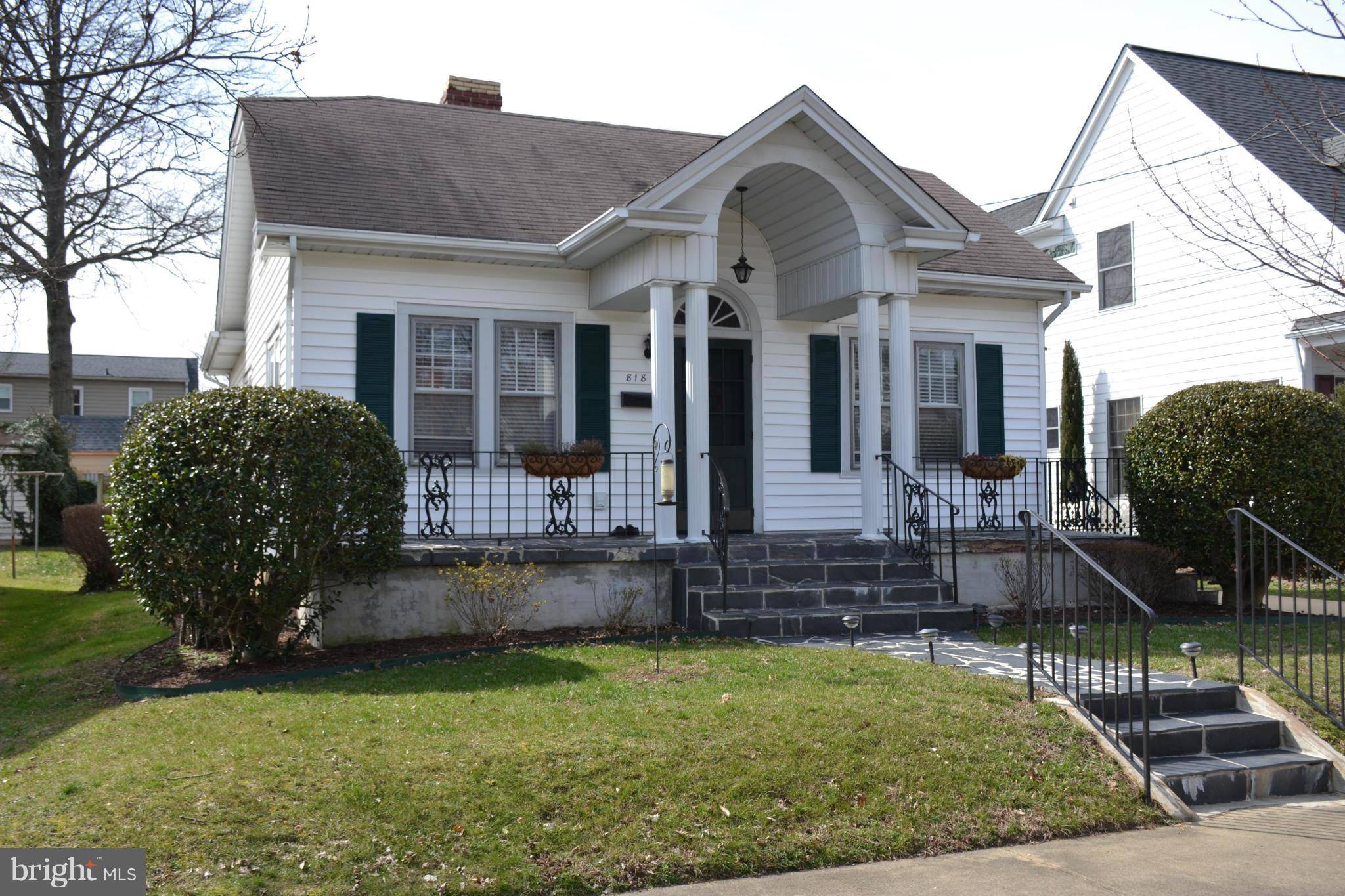 Fredericksburg, VA 22401,818 MONCURE ST