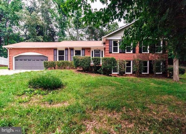 4 PEACE PIPE LN, Fredericksburg, VA 22401