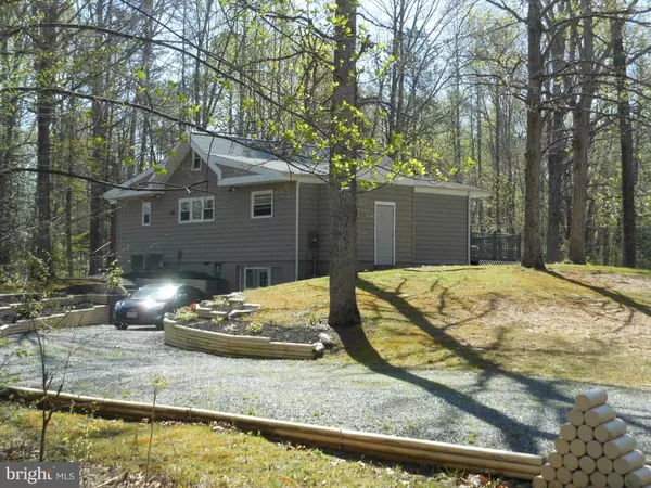 Ruther Glen, VA 22546,810 LAVERNE DR