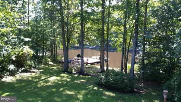 Ruther Glen, VA 22546,252 LAKE CAROLINE DR