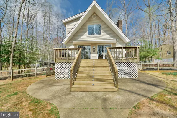 672 LAKE CAROLINE DR, Ruther Glen, VA 22546