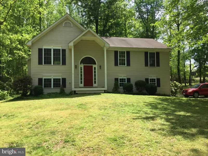 13329 COUNTYLINE CHURCH RD, Woodford, VA 22580