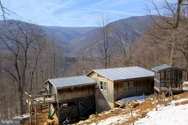 Stanardsville, VA 22973,797 WINDY KNOLL LN