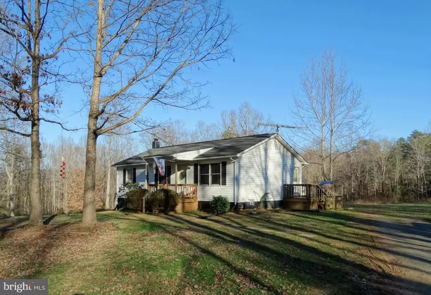 202 HURT HOLLOW RD, Banco, VA 22711