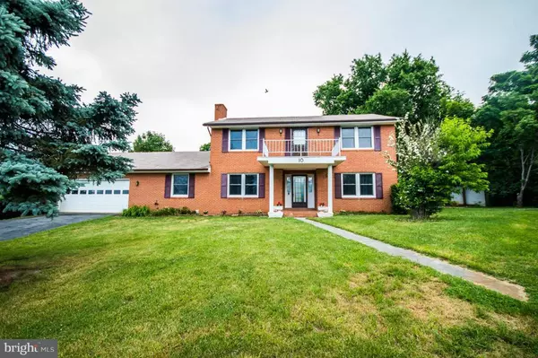 10 RIDGE RD, Front Royal, VA 22630