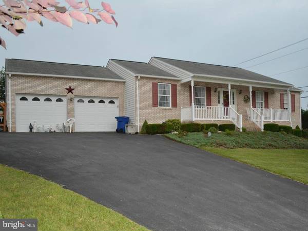 627 MEADOW LN, Front Royal, VA 22630