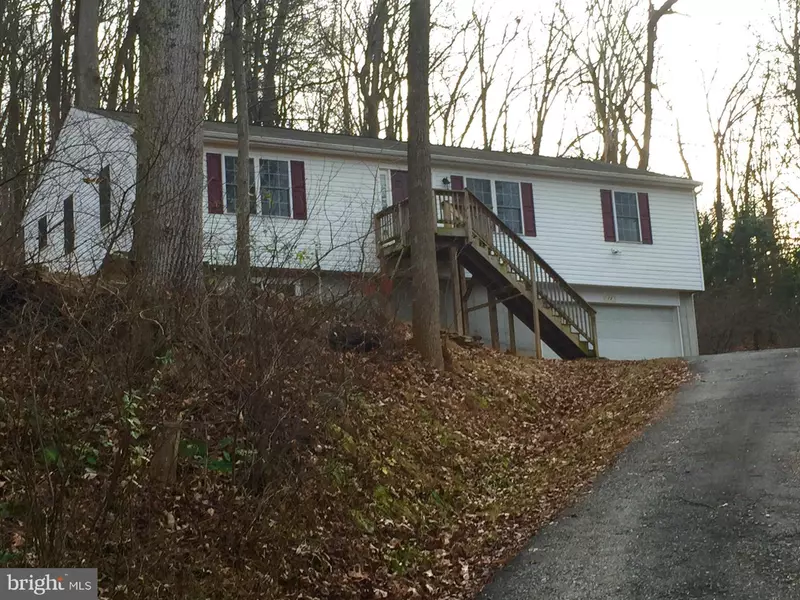 72 LUCKE WAY, Linden, VA 22642