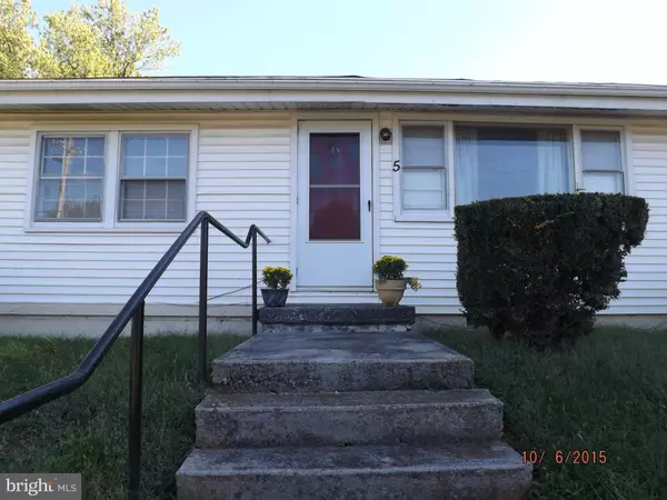 Front Royal, VA 22630,5 BEE ST