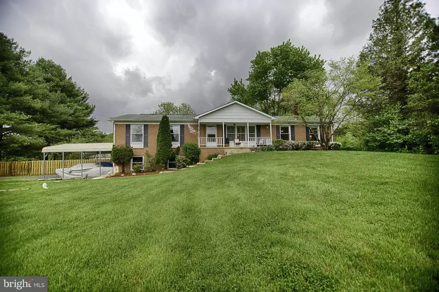 5810 HOWELLSVILLE RD, Front Royal, VA 22630