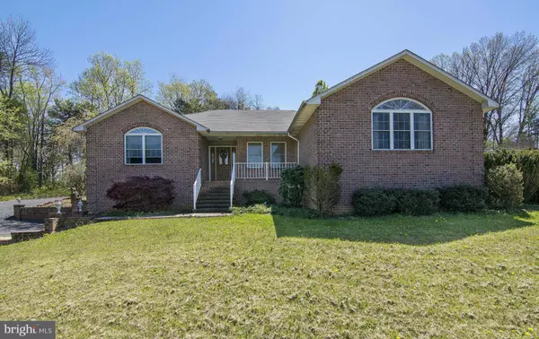 256 PINE SHORES DR, Front Royal, VA 22630