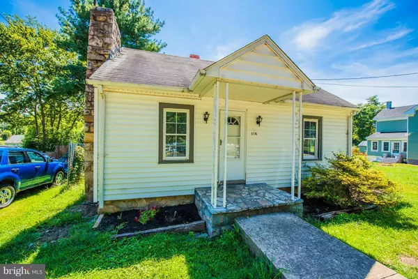 Front Royal, VA 22630,114 18TH ST