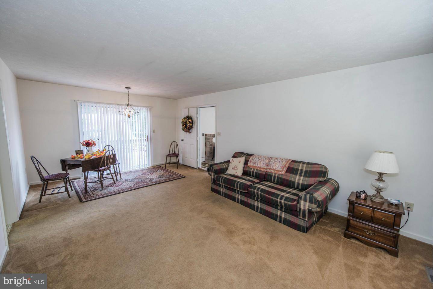 Front Royal, VA 22630,12 HILLVUE ST