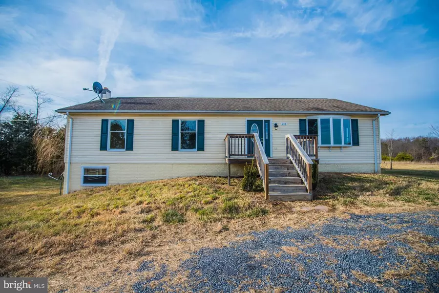 288 MEADOW BRANCH RD, Middletown, VA 22645