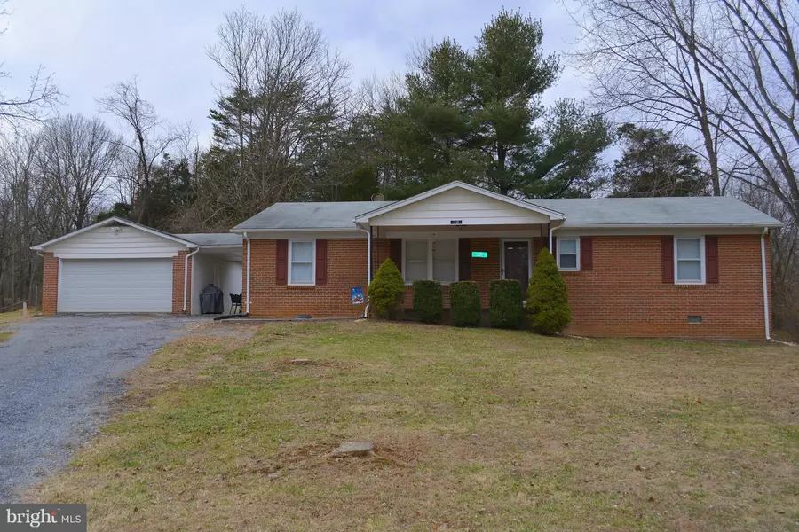 38 EASY HOLLOW RD, Front Royal, VA 22630