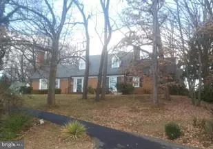 311 LURAY AVE, Front Royal, VA 22630