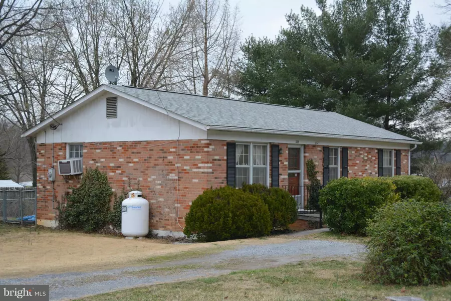 332 DUCK ST, Front Royal, VA 22630