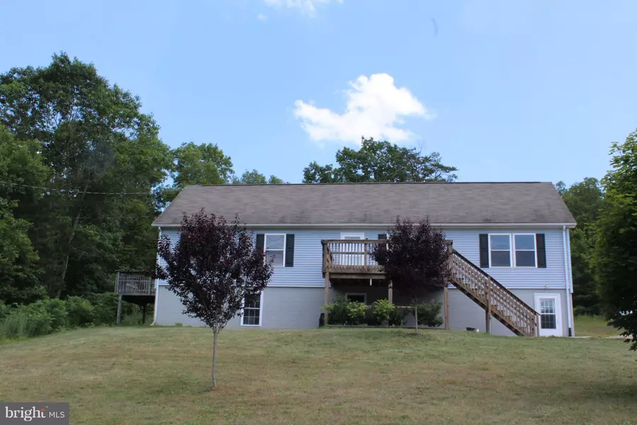 236 ROLLING VALLEY LN, Front Royal, VA 22630