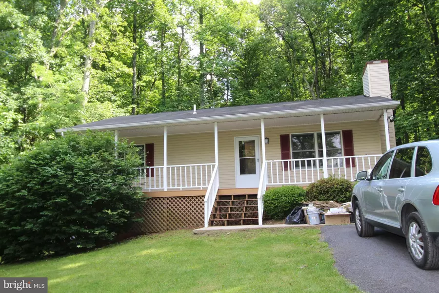 54 PARKSIDE RD, Linden, VA 22642