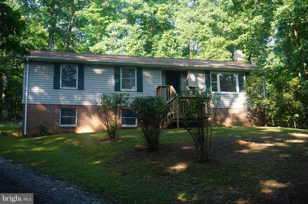 451 LAKESIDE DR, Front Royal, VA 22630